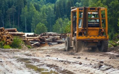 5 Advantages of Using Terrain Lift Trucks for Warehouse Operations